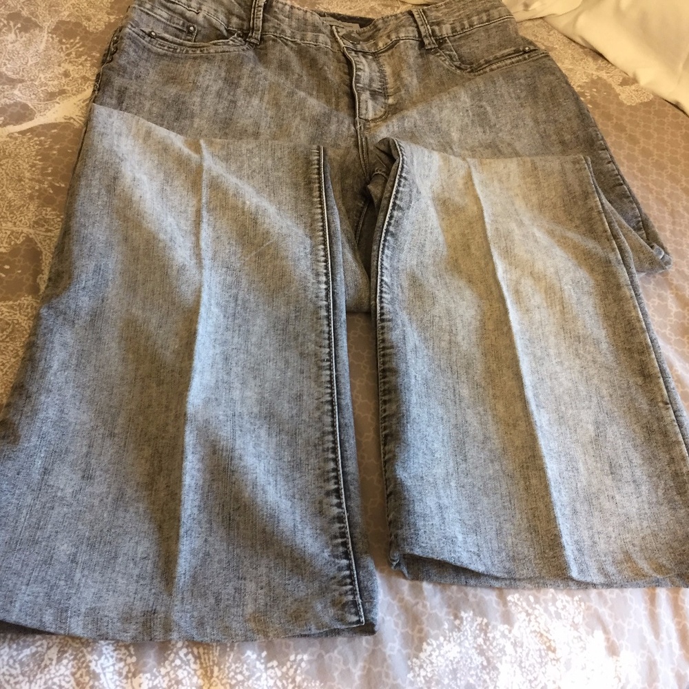 Chico's Platinum Demim Jeans